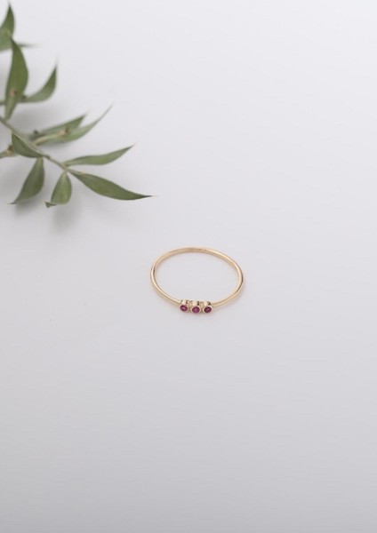 14 Ayar Altın Üç Taşlı Minimal Mor Yüzük