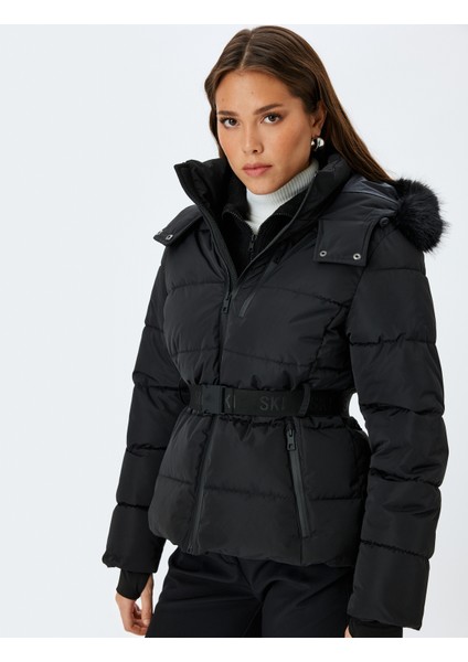 Kemerli Kapüşonlu Su Geçirmez Kayak Montu fiyatları