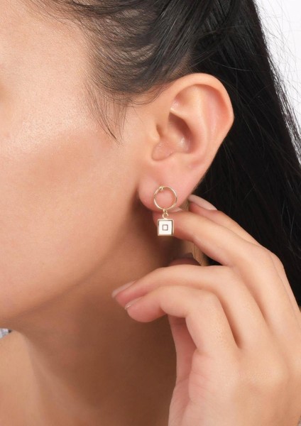 14 Ayar Altın Sallantılı Beyaz Kare Küpe fiyatları