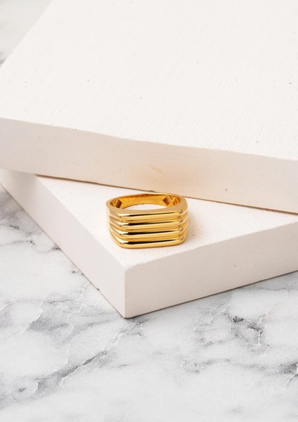 Çizgili Tasarım 14 Ayar Kadın Altın Yüzük modelleri