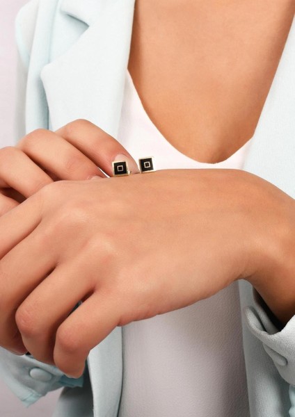 14 Ayar Altın Siyah Mineli Kare Küpe modelleri