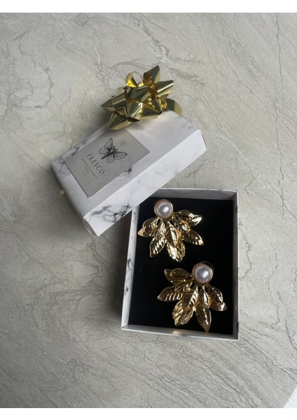 Gold Incili Yaprak Küpe
