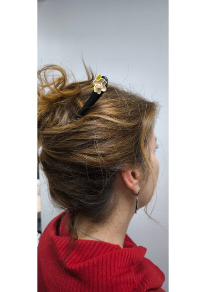 Zarafeti Tamamlayan Geleneksel Çin Tarzı Çiçekli, Sandal Ağacından Siyah Bozalı Şık Saç Iğneleri / Tokaları - Her Anınıza Şıklık Katın!