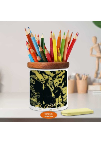 Takım Elbiseli Mustafa Kemal Atatürk Ahşap Seramik KALEMLIK-772