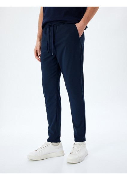 Slim Fit Cep Detaylı Viskon Karışımlı Beli Bağcıklı Pantolon