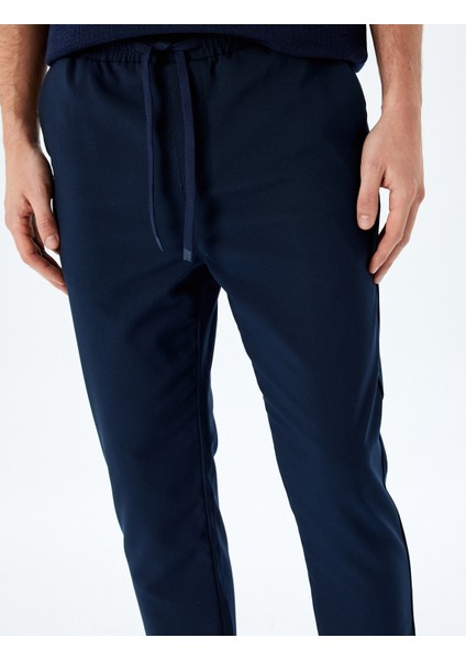 Slim Fit Cep Detaylı Viskon Karışımlı Beli Bağcıklı Pantolon