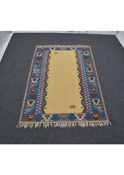 El Dokuma Nadir Farklı Kompozisyon Izmir Yün Kilim 5408