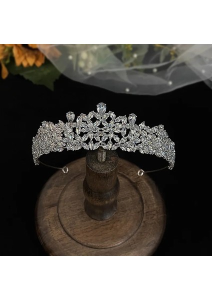 A Düğün Saç Aksesuarları Aaa Zirkon Tiaras ve Taçlar Kübik Zirkonya Diadem Gelin Cz Prenses Pageant Bandı Gelin Takı (Yurt Dışından) modelleri