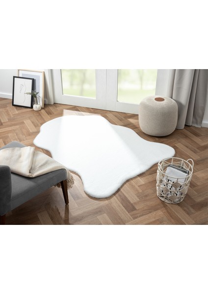 Post Touch TH001W Beyaz Halı Tavşan Tüyü Post Peluş Kürk Halı
