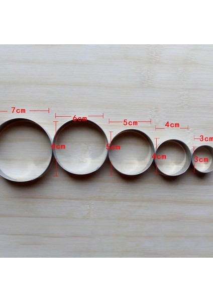 Kalp 3 Adet Tarzı Pişirme Aksesuarları Bisküvi Kalıbı Paslanmaz Çelik Çerez Kesici Mutfak Aletleri Yuvarlak Kalp Şekli Taşınabilir Kek Fondan Kalıp (Yurt Dışından) fırsatları