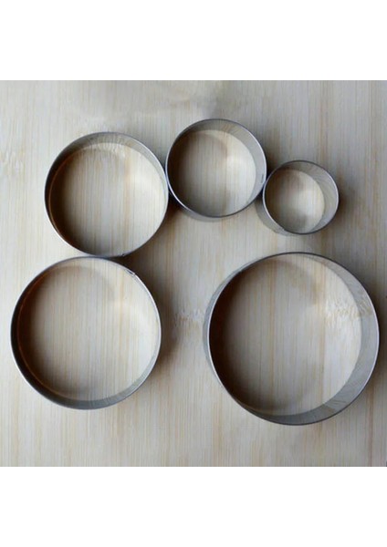 Kalp 3 Adet Tarzı Pişirme Aksesuarları Bisküvi Kalıbı Paslanmaz Çelik Çerez Kesici Mutfak Aletleri Yuvarlak Kalp Şekli Taşınabilir Kek Fondan Kalıp (Yurt Dışından) indirimleri