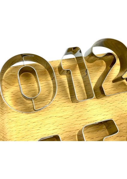 No.2 Tarzı D Yaratıcı Numara Şekilli Çerez Kesici Seti Premium Paslanmaz Çelik Bisküvi Kalıbı Fondan Kesici Mutfak Pişirme Aracı (Yurt Dışından) fırsatları