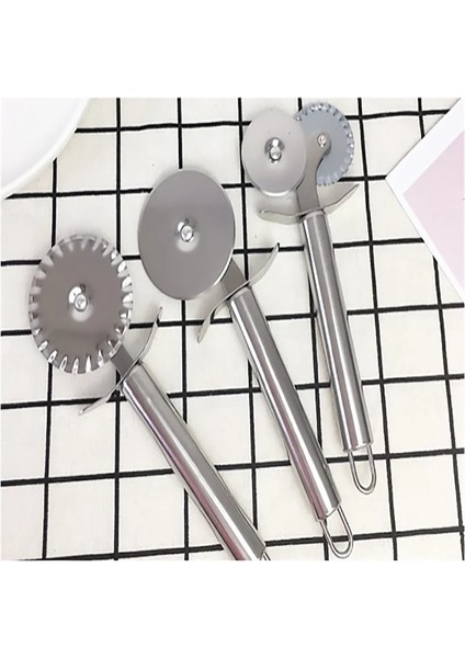 Bir Stil Paslanmaz Çelik Pizza Tek Tekerlekli Kesim Aletleri Çapı 6.5cm Ev Pizza Bıçağı Kek Aletleri Waffle Çerezler Için Tekerlek Kullanımı (Yurt Dışından) fiyatları