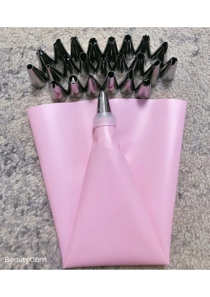 Rastgele Stil Wbboomıng Et Paslanmaz Pasta Torbası ve Meme Dıy Kek Aracı Yeniden Kullanılabilir Pişirme Mutfak Aracı 24 Meme + 1 Döner Birlik + 1 Torba (Yurt Dışından)