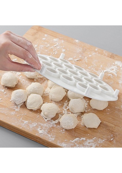Kırmızı L Tarzı Hamur Presi Mantı Yapma Kalıp Hamur Kalıp Makinesi Dıy Maker Hamur Tatlısı Pelmeni Kalıp Makarna Formu 19 Delik Mutfak Gereçleri ve Aletleri (Yurt Dışından)