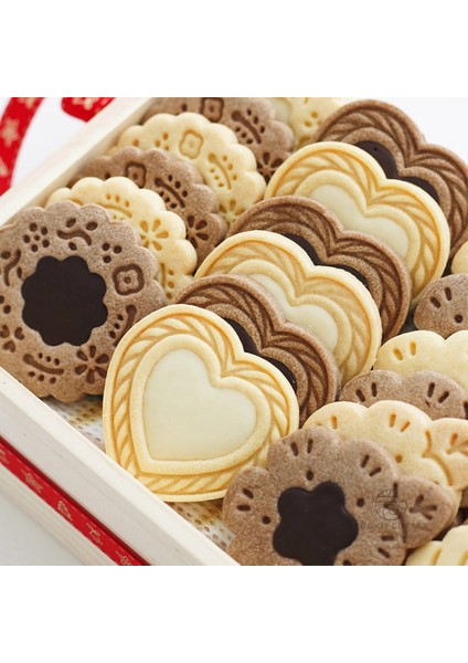 4 Adet Kedi C Stili Sevgililer Günü Sandviç Bisküvi Kalıbı 3D Kurabiye Presleme Kalıp Çiçek Aşk Kalp Meyve Hayvan Kedi Noel Şekli Pişirme Kalıbı (Yurt Dışından) fiyatları