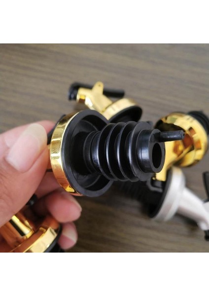 3 Adet Tarzı Zeytinyağı Püskürtücü Likör Dağıtıcı Şarap Dökücüler Flip Top Bira Şişe Kapağı Tıpa Musluk Musluk Barmen Bar Araçları Aksesuar (Yurt Dışından) indirimleri
