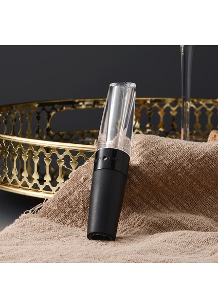 WP-014 Stili Mini Kırmızı Şarap Havalandırıcı Hızlı 360 Derece Dönen Şarap Dökücü Dekantör Şişeler Için Kapak Bar Aksesuarı Şarap Dekantör Premium (Yurt Dışından) fırsatları