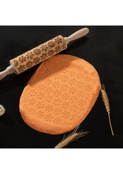 J Tarzı 35CM Noel Kabartma Oklava Çeşitli Desenler Pişirme Kurabiye Bisküvi Kek Hamur Oyma Ahşap Rulo Ren Geyiği Kar Tanesi (Yurt Dışından) modelleri