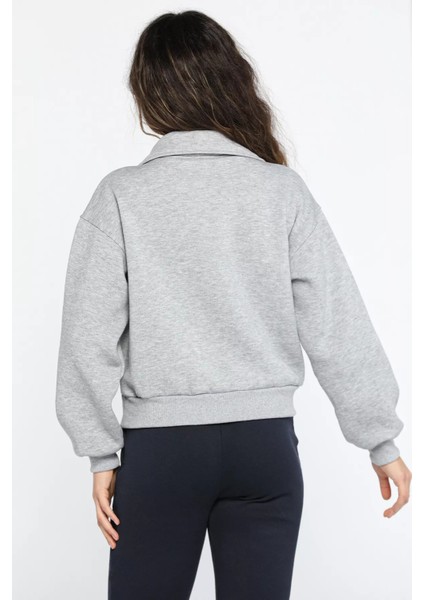 Polo Yaka Şardonlu Kadın Sweatshirt modelleri