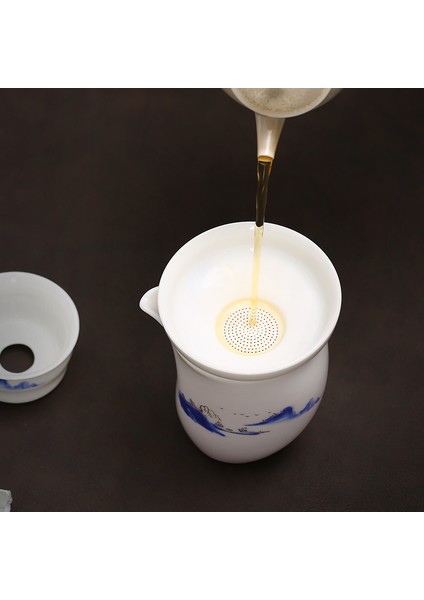 A185 Filtre Delikleri Stili Beyaz Porselen Tüm Porselen Delikli Çay Süzgeci, Çay Süzgeci, Seramik Çay Seti Aksesuarları, Çay Süzgeci, Çay Demleyici Yaratıcı (Yurt Dışından) indirimleri