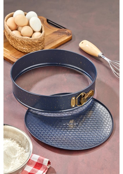 28 cm Kelepçeli Kek ve Pasta Kalıbı - Yapışmaz Yüzey, Kolay Çıkartma ve Şık Tasarım