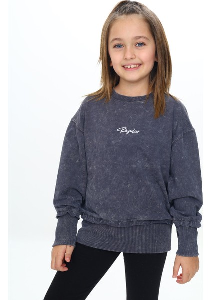 Kız Çocuk Yıkamalı Nakışlı Sweatshirt