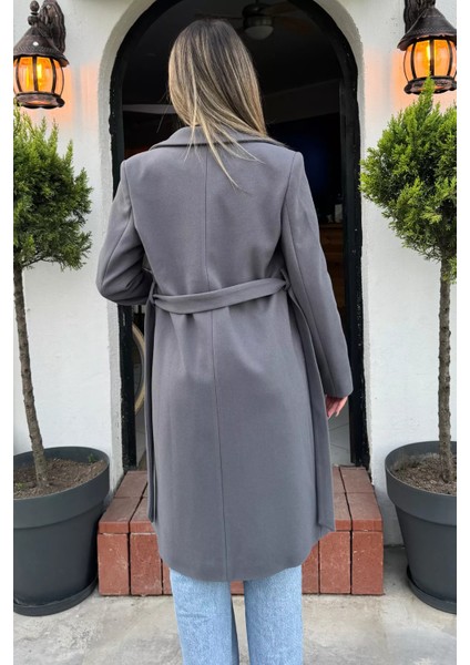 Astarlı Ön Düğmeli Kaşe Kaban P-00013760