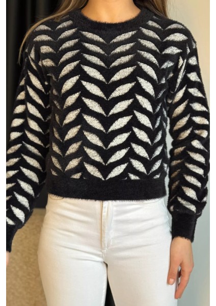 Bisiklet Yaka Desenli Yumoş Iplik Croptop Kadın Triko Kazak modelleri