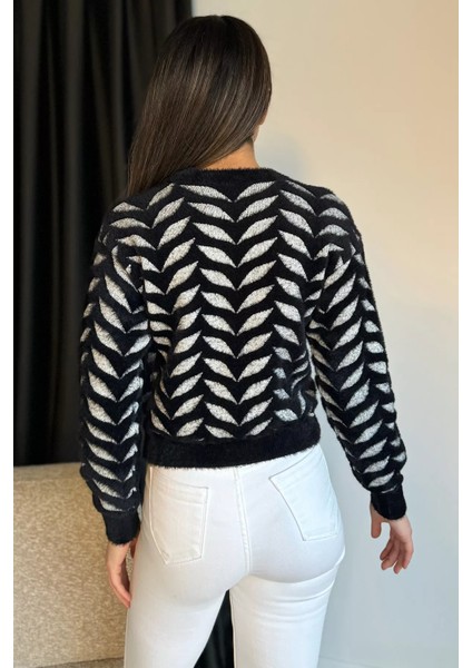Bisiklet Yaka Desenli Yumoş Iplik Croptop Kadın Triko Kazak fırsatları