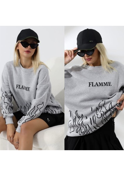 Kadın Gri Flamme Baskılı Alev Desenli 3 Iplik Şardonlu Sweatshirt