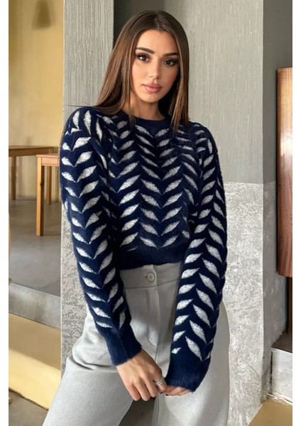 Bisiklet Yaka Desenli Yumoş Iplik Croptop Kadın Triko Kazak fiyatları