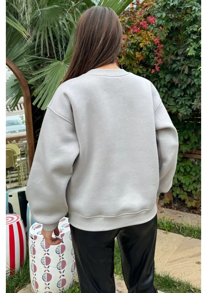 Gül Detaylı Şardonlu Sweatshirt