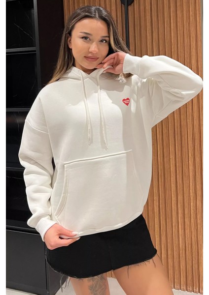 Baskılı Kanguru Cepli Kadın Sweatshirt