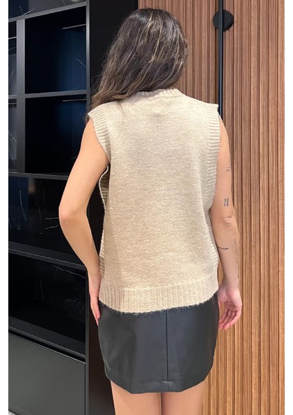 Çiçek Detaylı Kadın Triko Süveter fırsatları