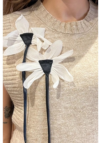 Çiçek Detaylı Kadın Triko Süveter modelleri