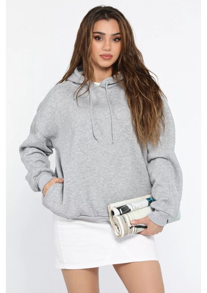 Kadın Kapüşonlu Üç Iplik Şardonlu Oversize Sweatshirt