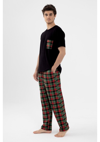 Erkek Kısa Kollu Pamuklu Ön Cep Detaylı Yeşil - Kırmızı Ekose Desenli Pijama Takımı
