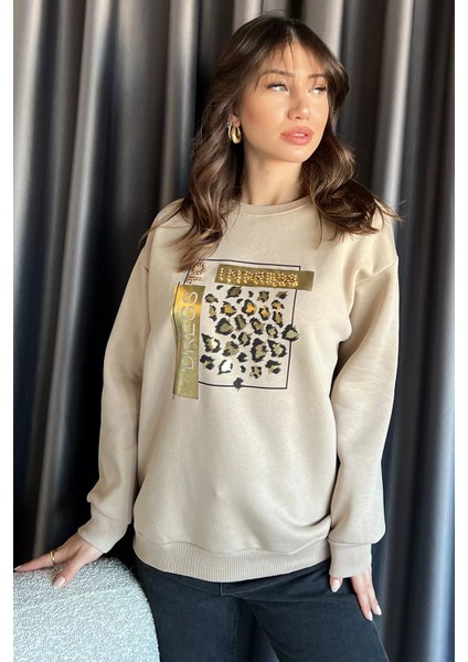 Kadın Bisiklet Yaka Taşlı Üç Iplik Şardonlu Sweatshirt