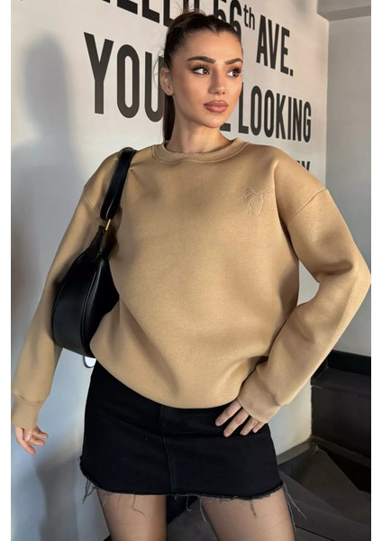 Kadın Fiyonk Nakışlı Şardonlu Sweatshirt