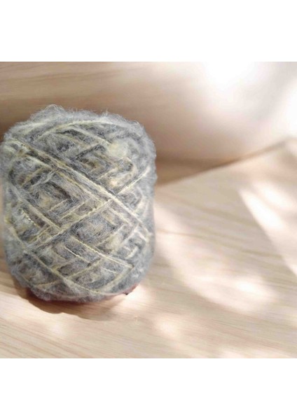 Moher Tiftik & Ponponlu Moher Karışımı Tasarim El Örgü Ipi 210 gr