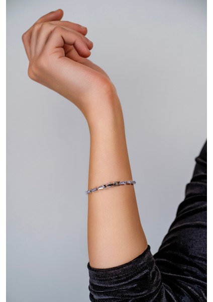 Zarif Zirconia Detaylı Çelik Bileklik Özel Tasarım fiyatları