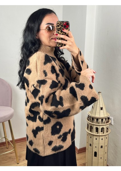 Balıkçı Yaka Leopar Desen Kazak