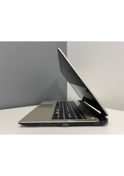 Toshıba Notebook Satallıte L50-B-1XF Pentıum N3530 8gb 128GB SSD 15.6" Hd (Bx Laptop) 2.el 3AY Garan