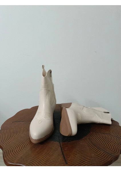 Kadın Botu fiyatları