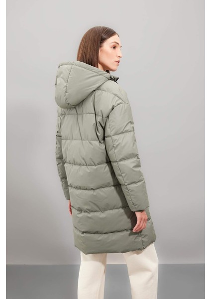 Regular Fit Kapüşonlu Fermuarlı Cepli Parka D5953AX24WN fırsatları