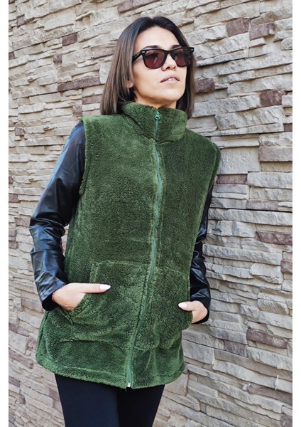 Kadın Haki Yeşil Dik Yaka Kalın Peluş Fermuarlı Yelek 24KYLKK215
