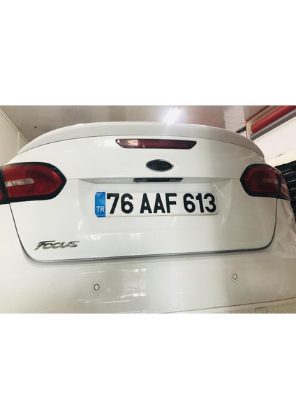 Fiberaksesuar Ford Focus 2011-2015 Beyaz Spoiler indirimleri