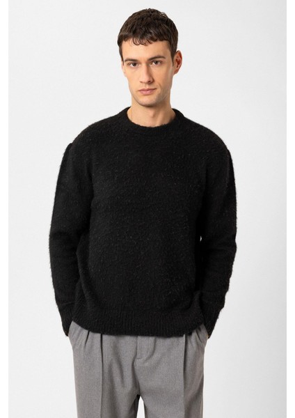 Siyah Yün Görünümlü Erkek Kazak modelleri