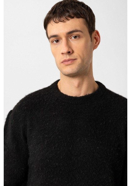 Siyah Yün Görünümlü Erkek Kazak fırsatları